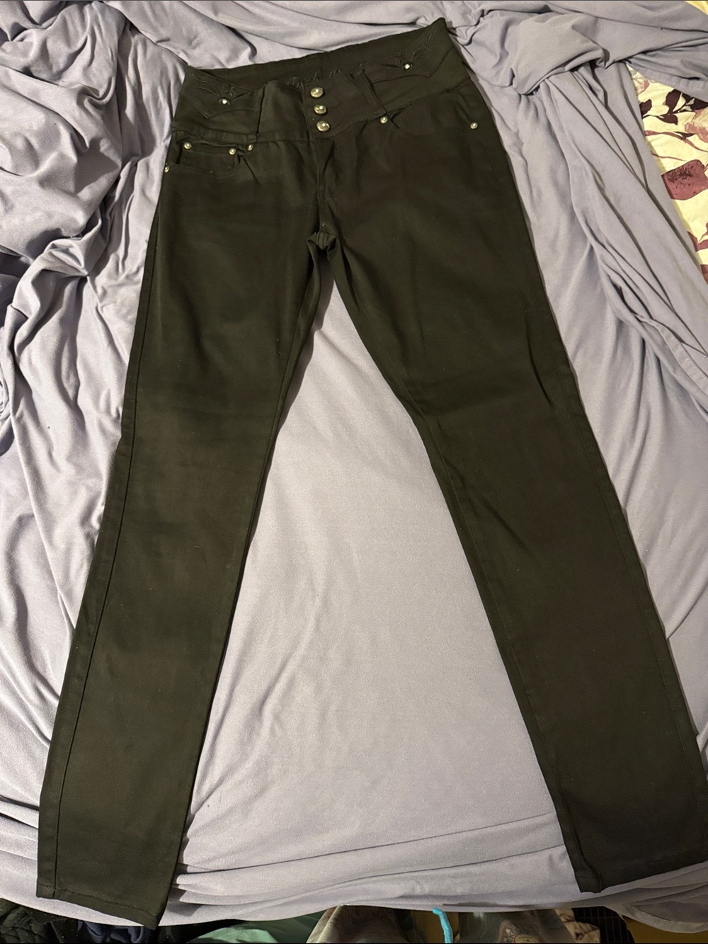 High-Rise Straight Leg Jeans in Black
